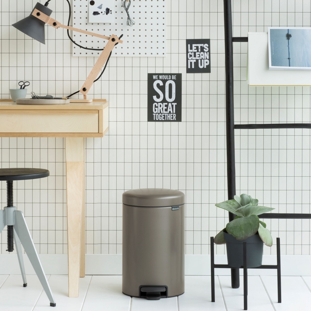 Brabantia Pattumiera a pedale NewIcon 12 litri