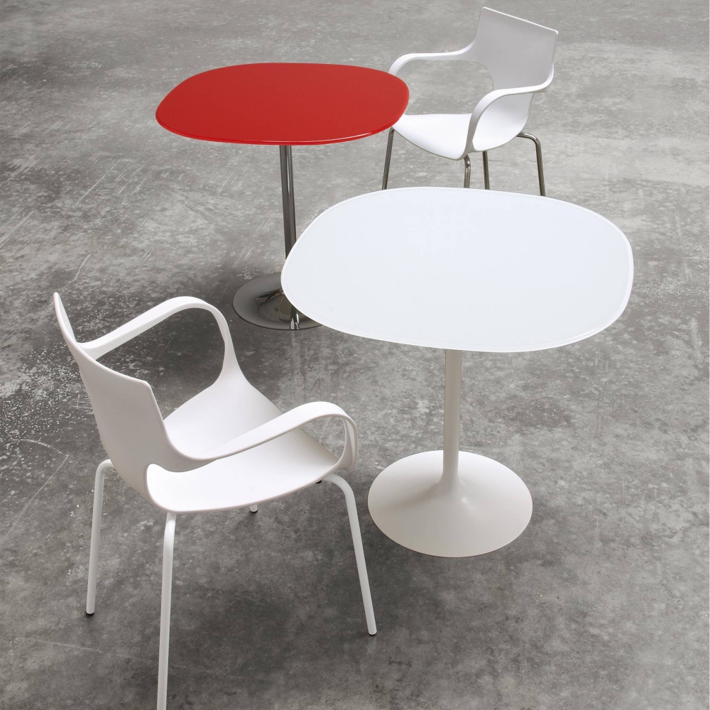 Sovet Flûte elliptical table