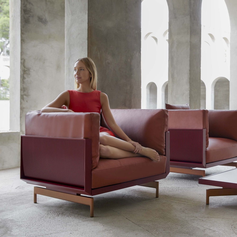 Gandia Blasco Onde lounge Armchair