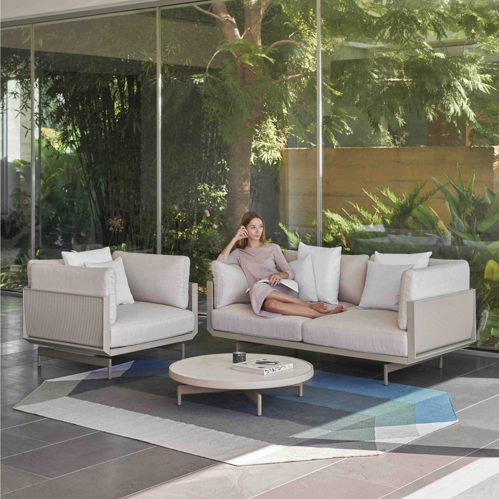 Gandia Blasco Onde 2 seater outdoor sofa