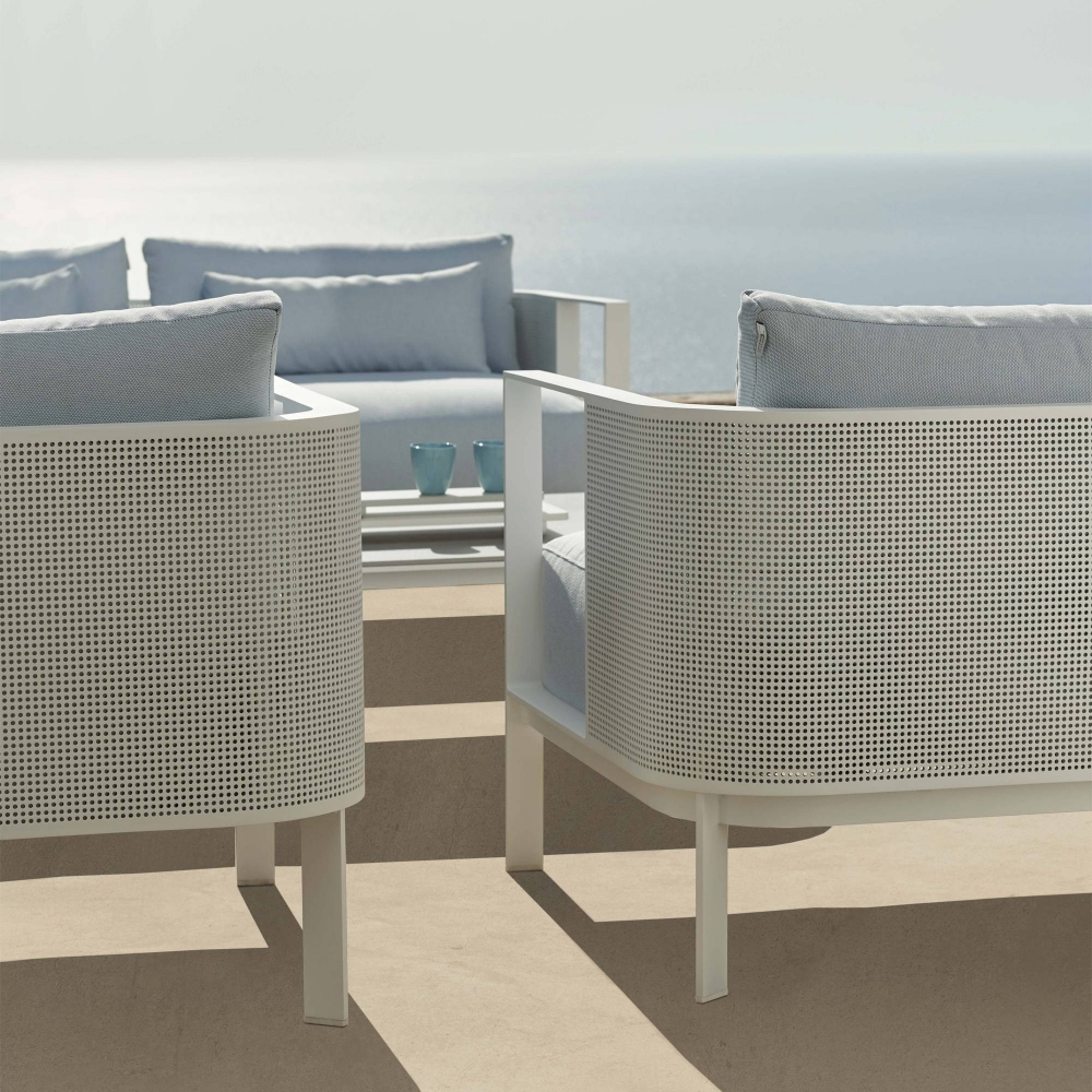 Gandia Blasco Solanas lounge outdoor armchair