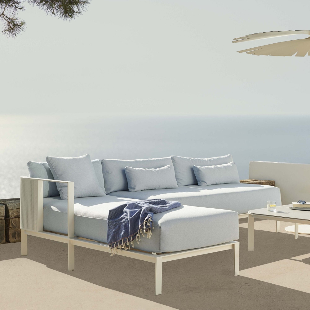Gandia Blasco Solanas outdoor coffee table cm. 90x90