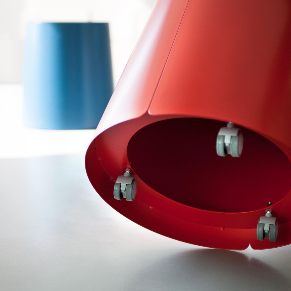 Meme Design Tavolino Bobino - 3 ruote interne e top in metallo