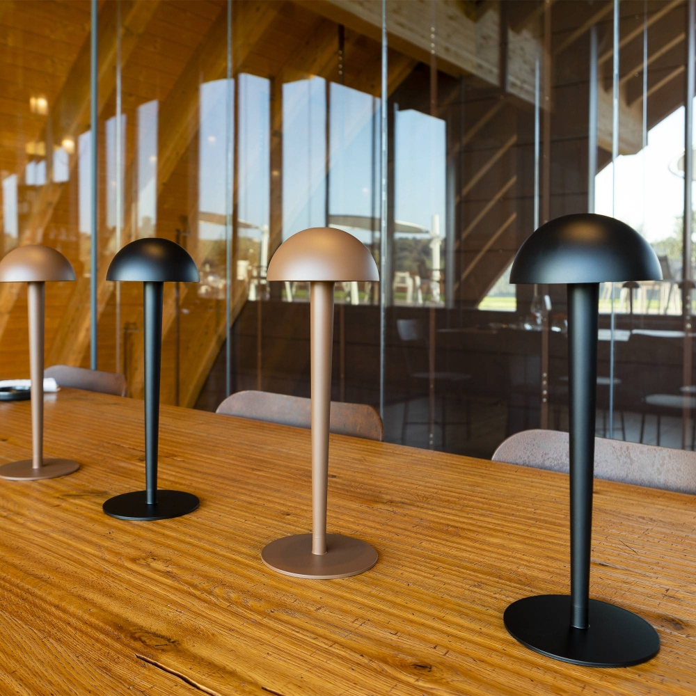 Blackout Pin table lamp