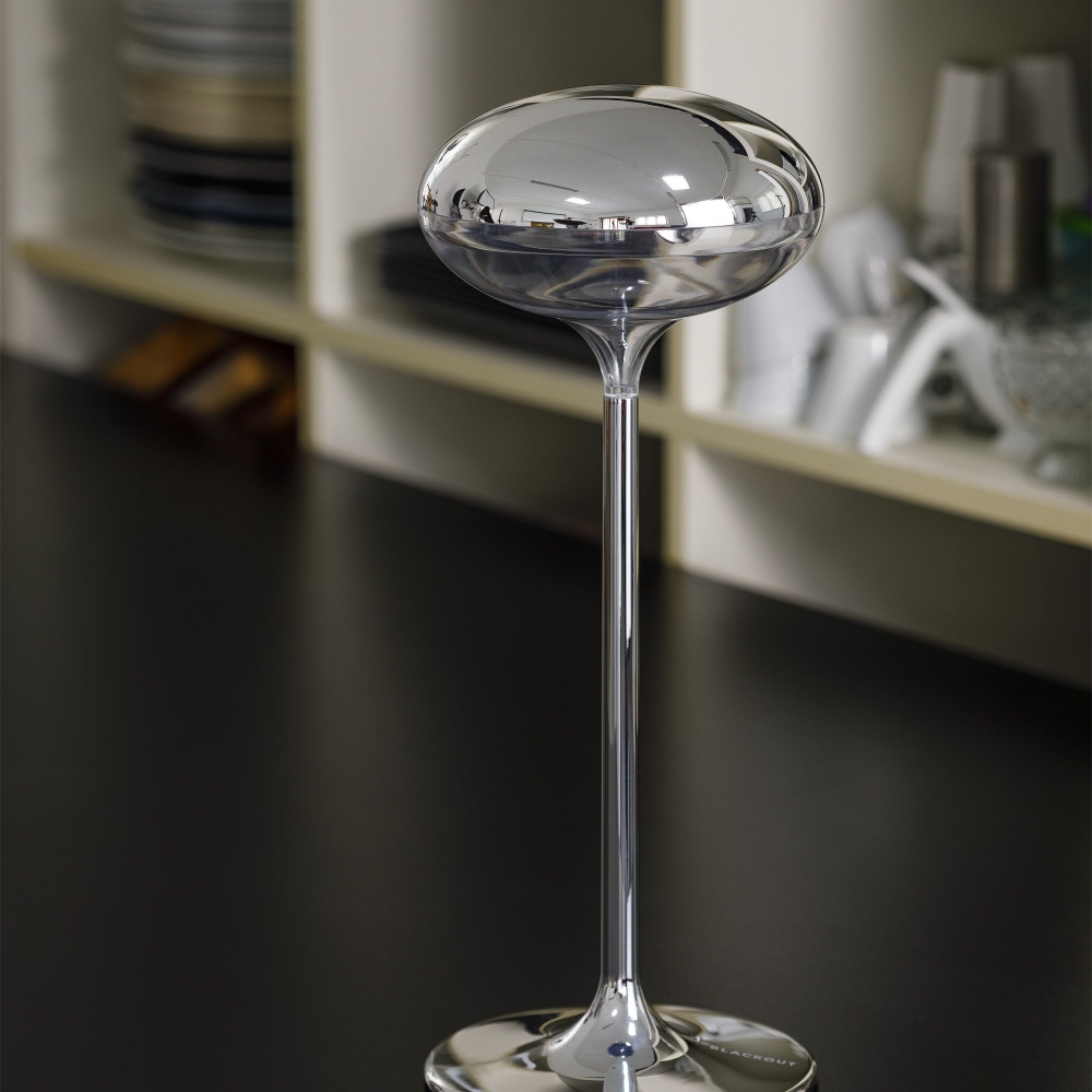 Blackout Zeebo table lamp