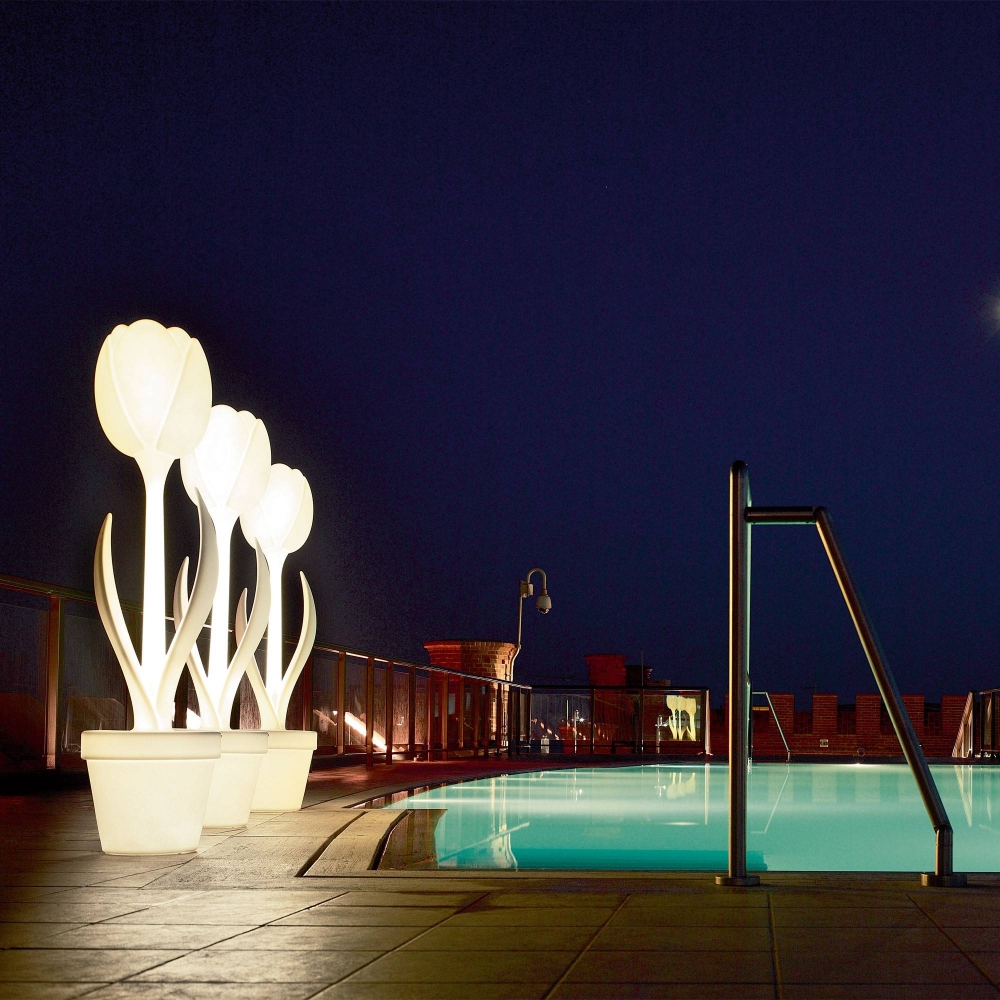 My Your Tulip XL outdoor floor lamp