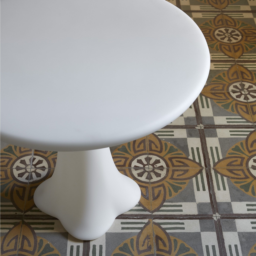 My Your Teddy white table