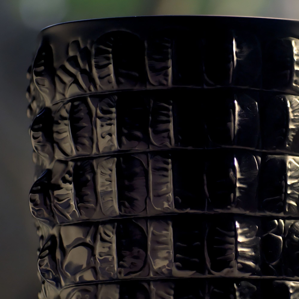 Lalique Croco Black crystal vase