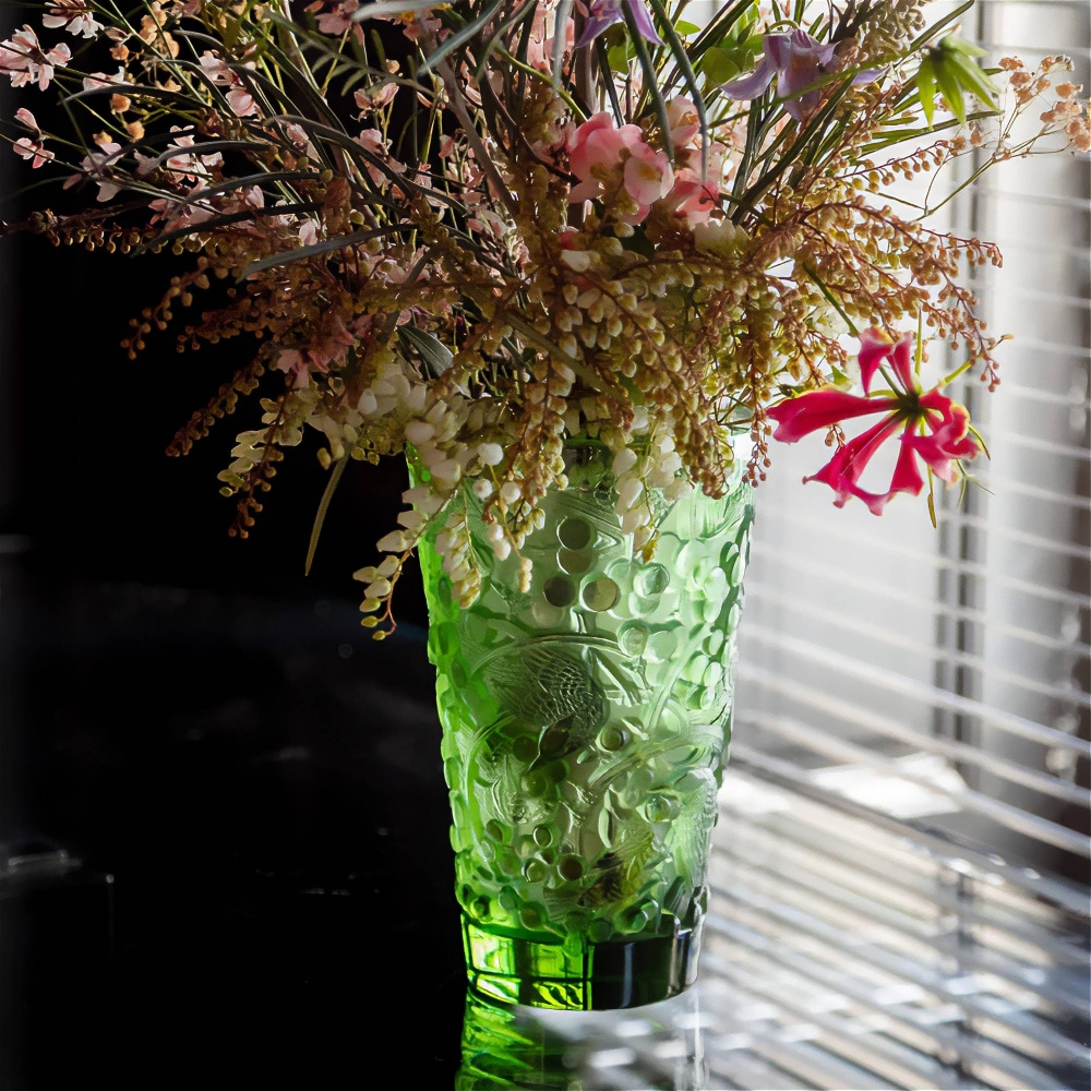 Lalique Merles Et Raisins Green medium crystal vase