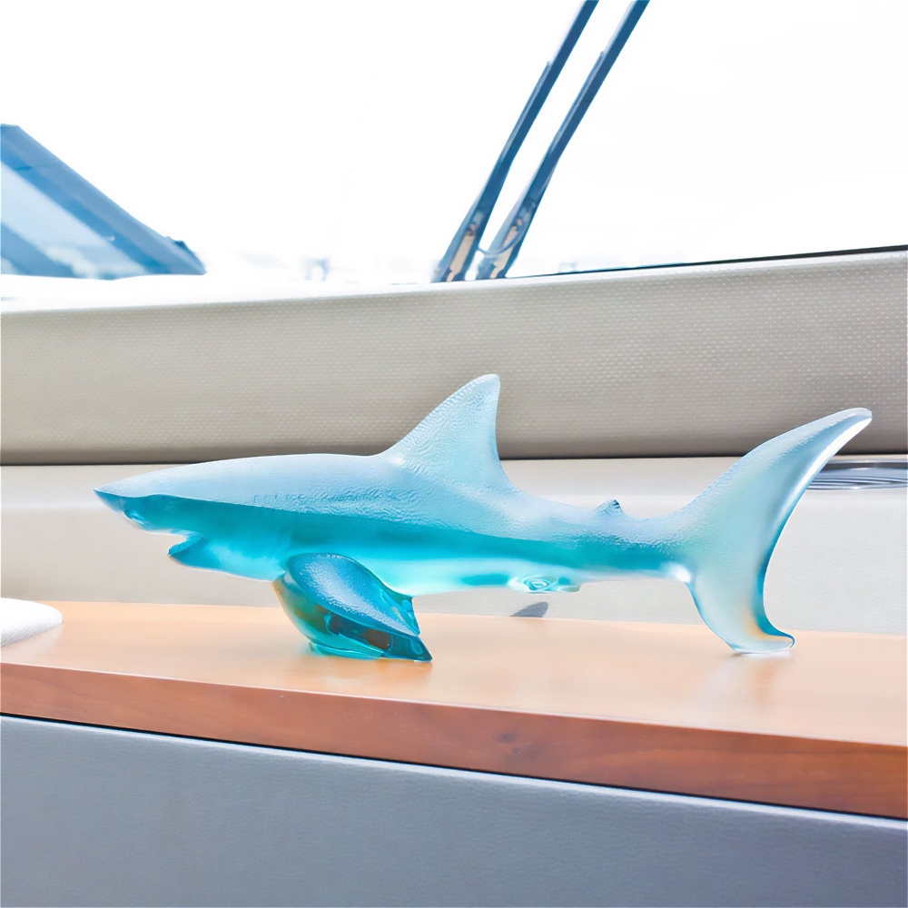 Lalique Scultura grande in cristallo Requin Bleu Persépolis