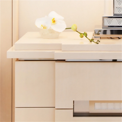 Lalique Coffee Table in... 2