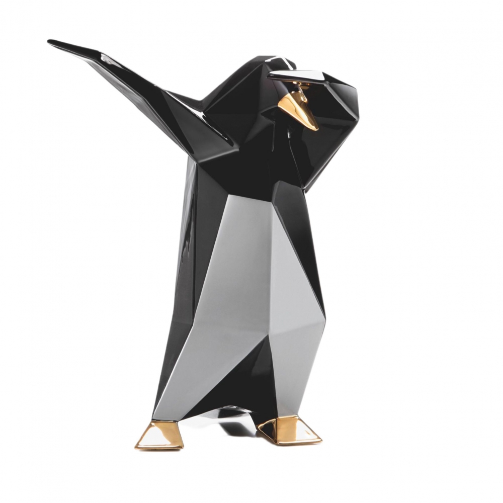 Bosa Dab Penguin sculpture