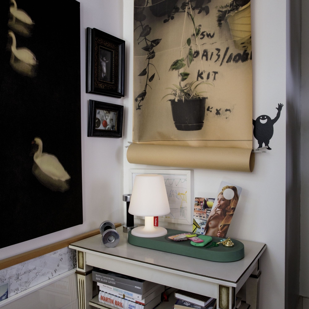 Fatboy wall shelf for Edison The Petit