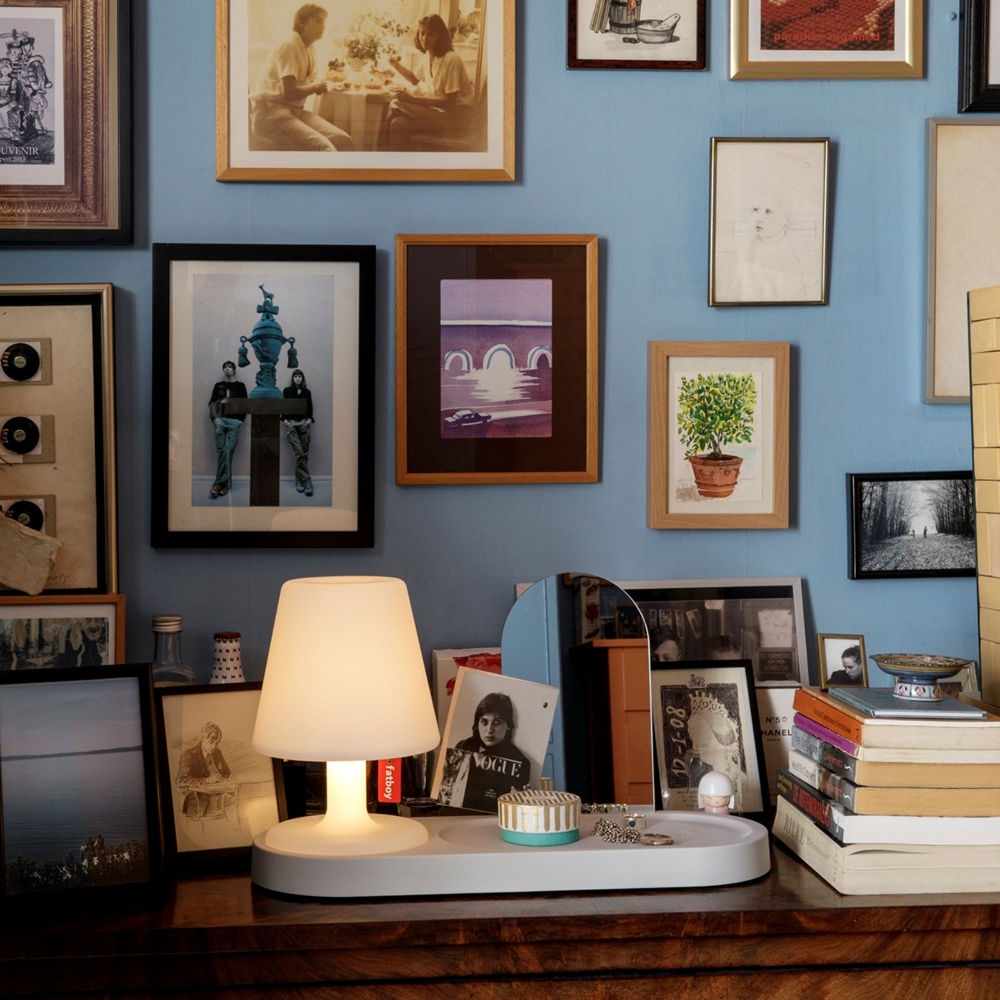 Fatboy wall shelf for Edison The Petit