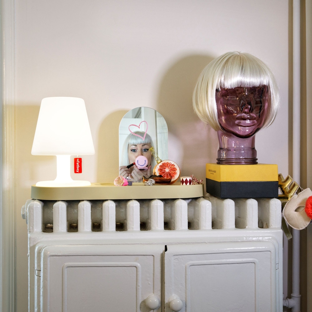 Fatboy wall shelf for Edison The Petit