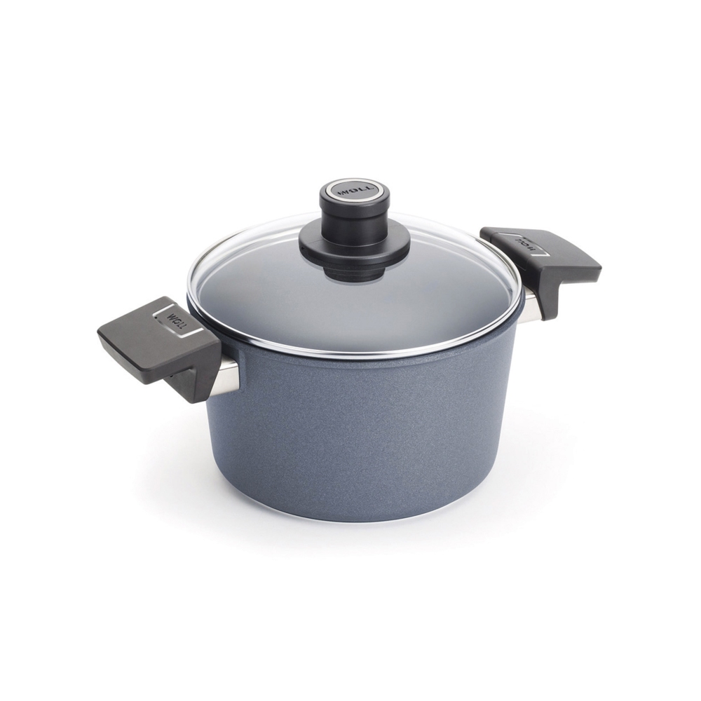 Woll Diamond Lite pot with handles...