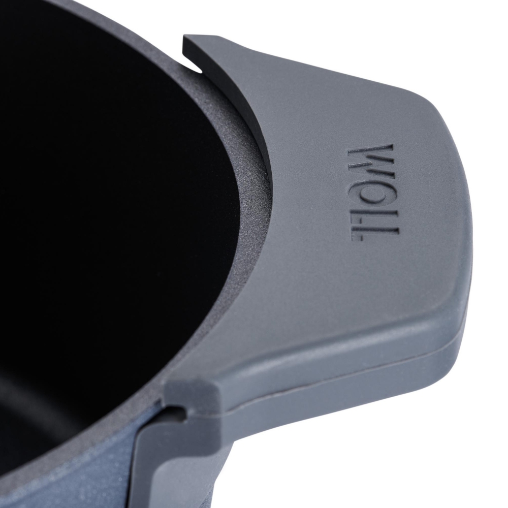 Woll Diamond Lite oval saucepan with lid 31x26x11,2h cm ?