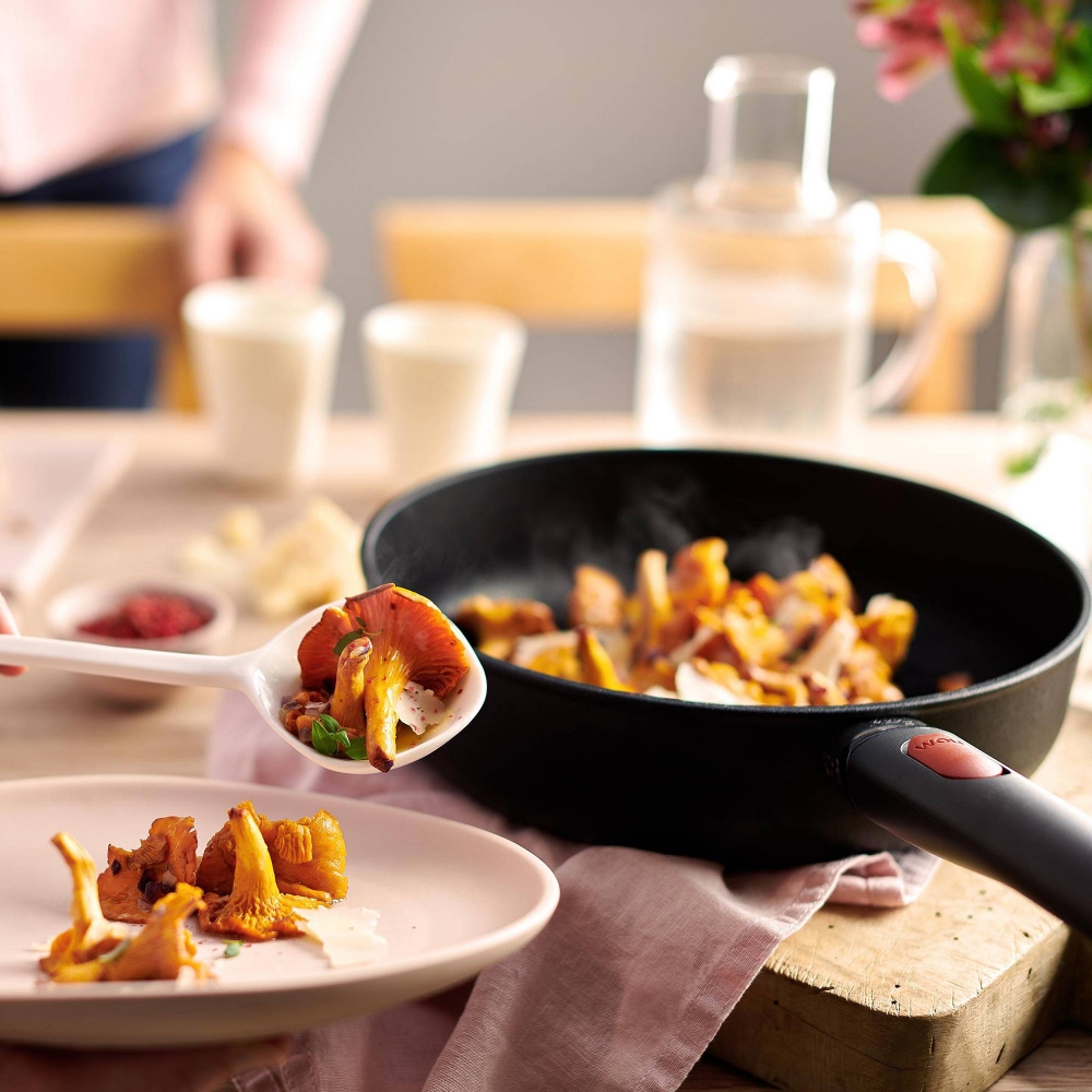 Woll Eco Lite high frying pan diam. 24 cm