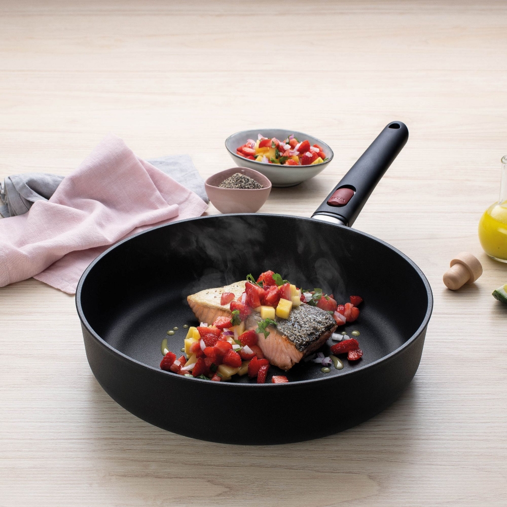 Woll Eco Lite high frying pan diam. 28 cm