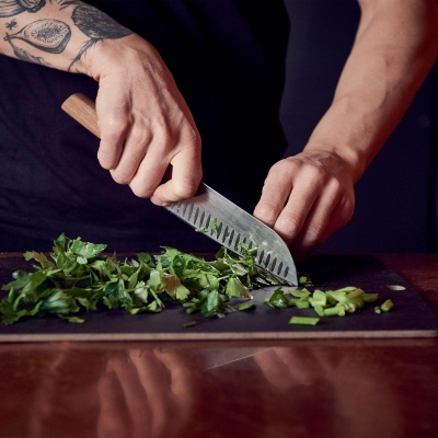 Victorinox Coltello Santoku... 2