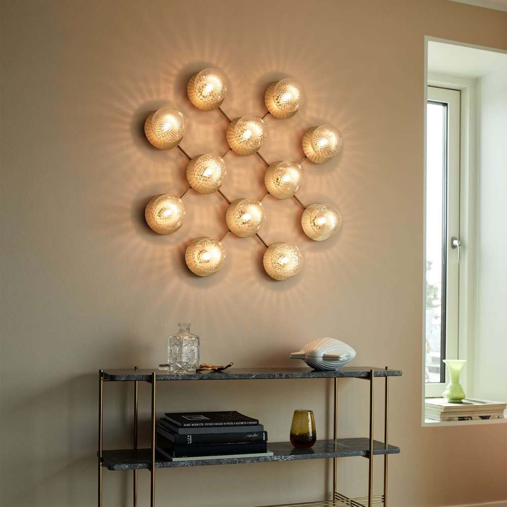 Nuura Liila 12 ceiling/wall lamp