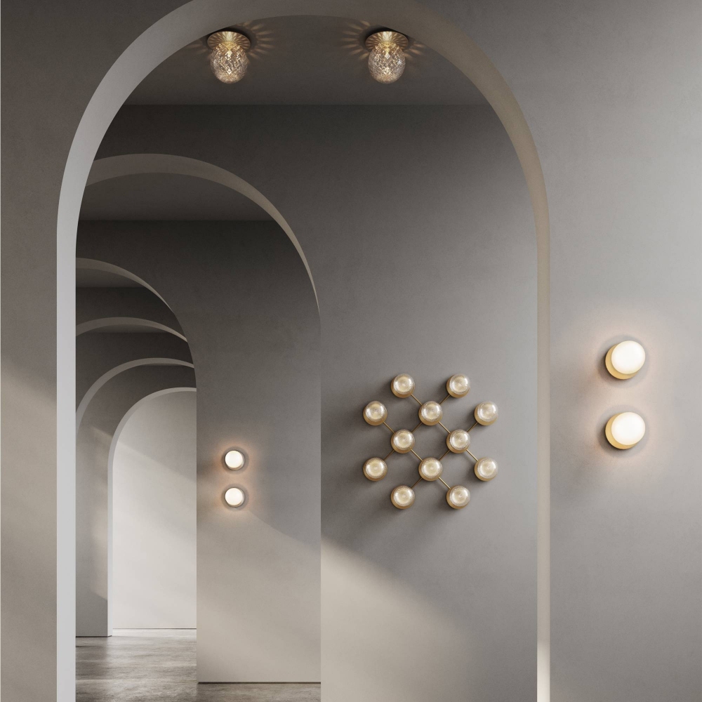 Nuura Liila 12 ceiling/wall lamp