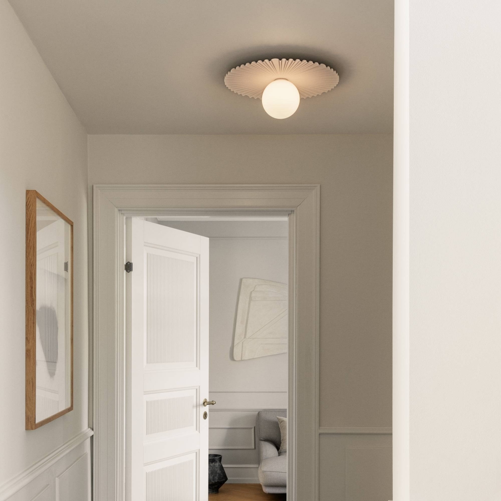 Nuura Liila Muuse Medium ceiling/wall lamp