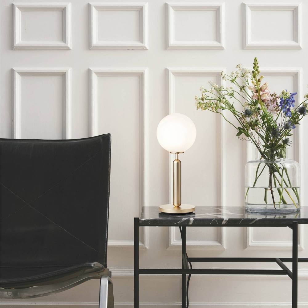 Nuura Miira table lamp