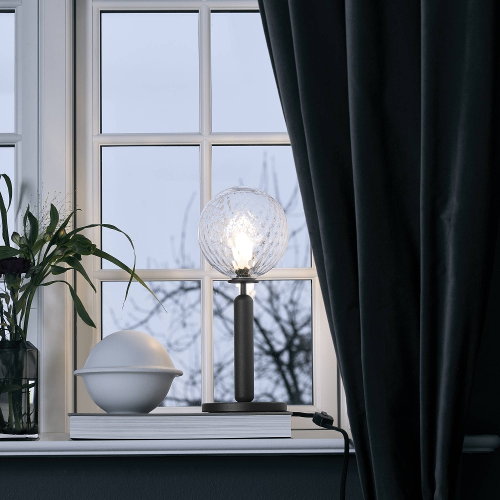 Nuura Miira table lamp