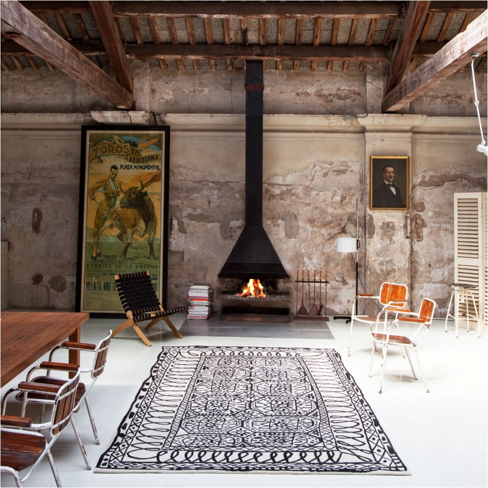 Nanimarquina Black on white Estambul rug