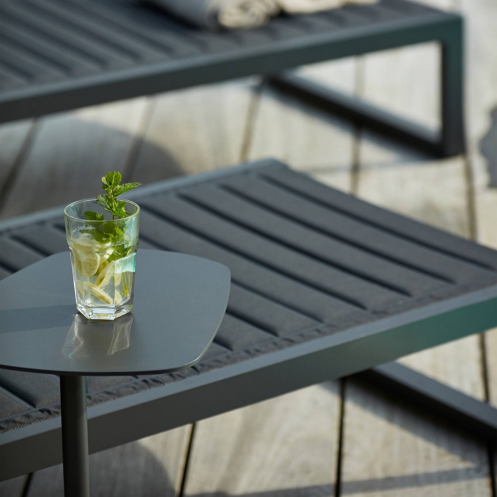 Diphano Metris lounger