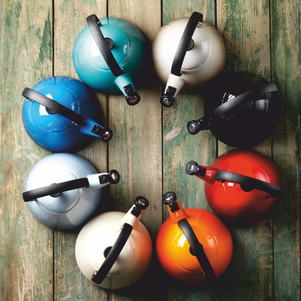 Le Creuset Kone Kettle