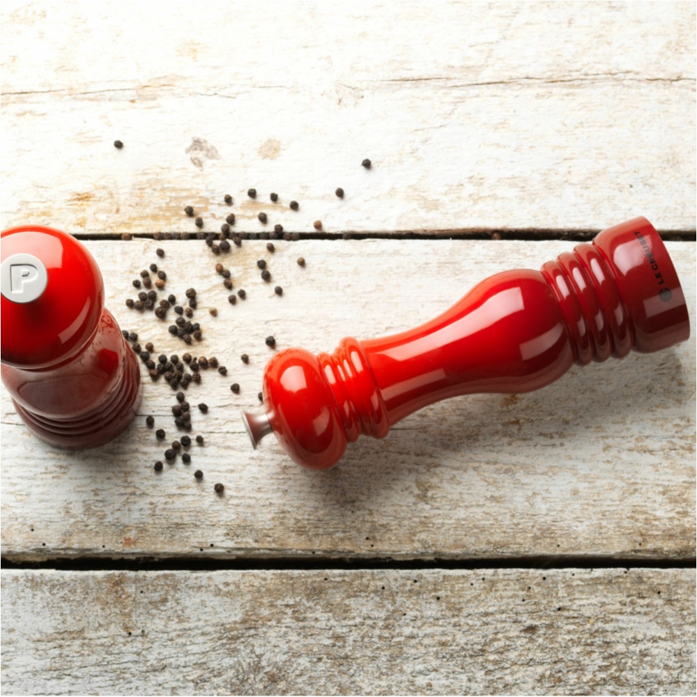Le Creuset Salt Grinder 21 cm