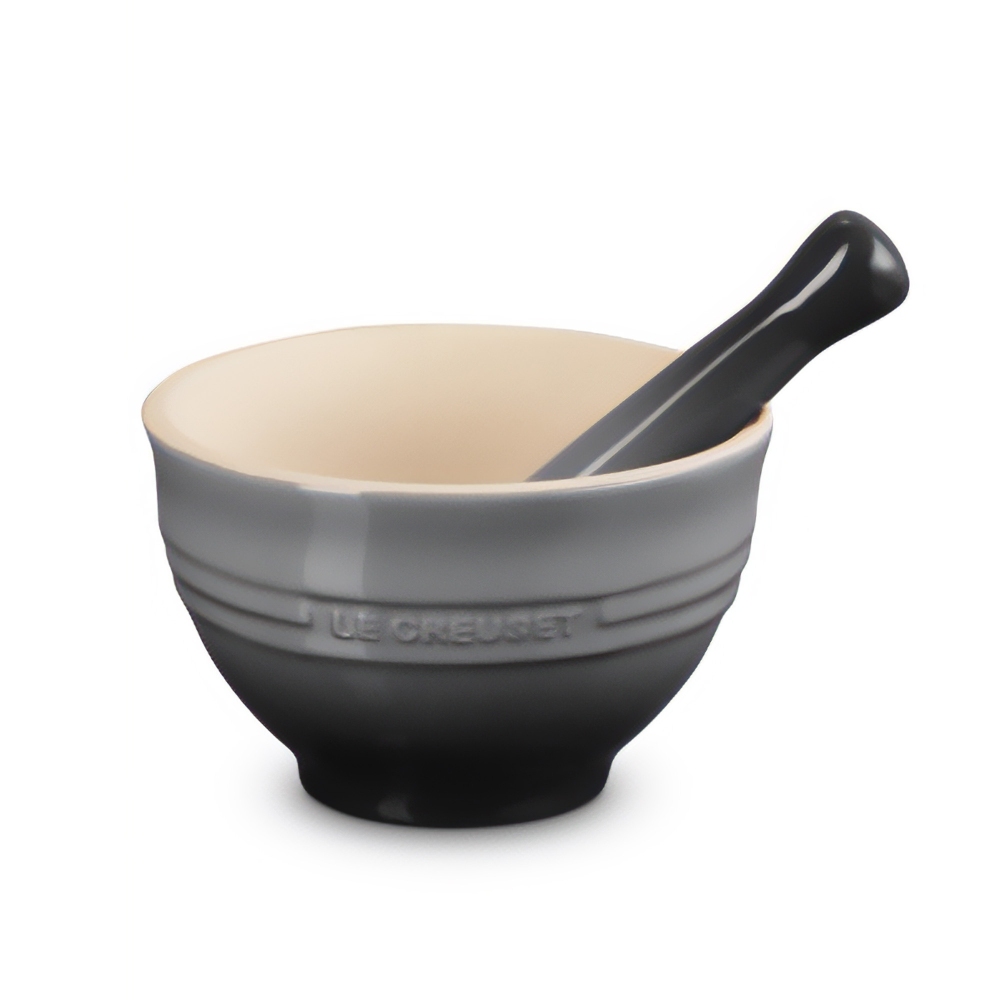 Le Creuset mortar with pestle diam....