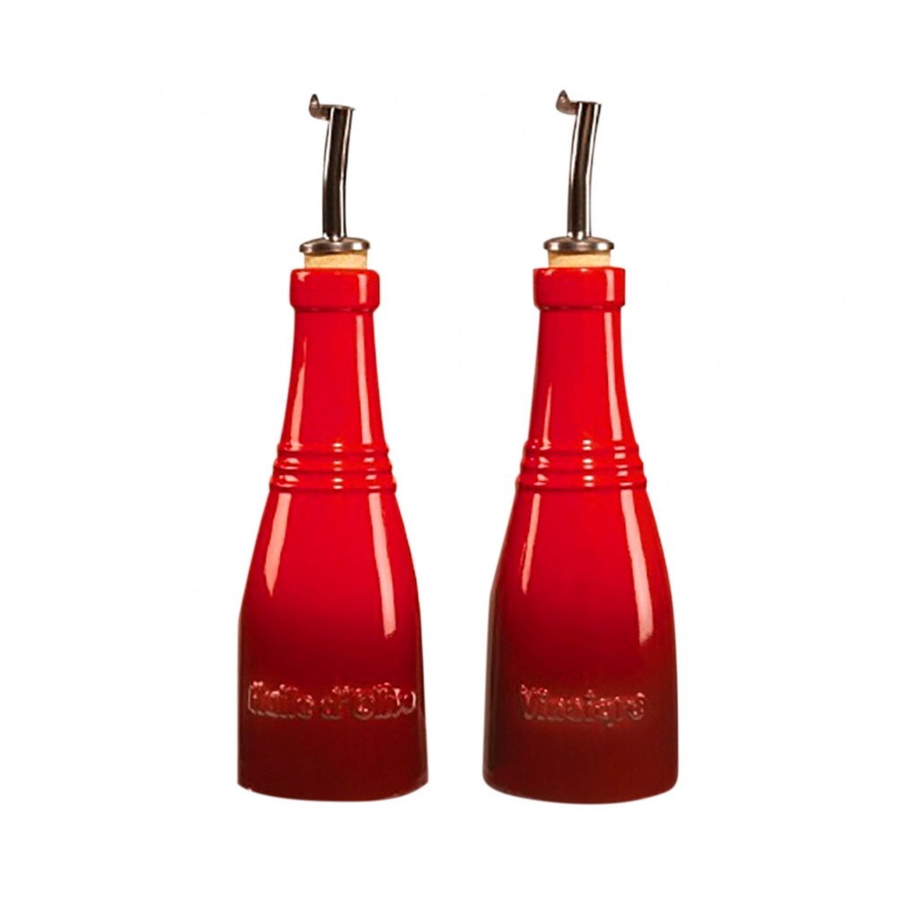 Le Creuset oil and vinegar set