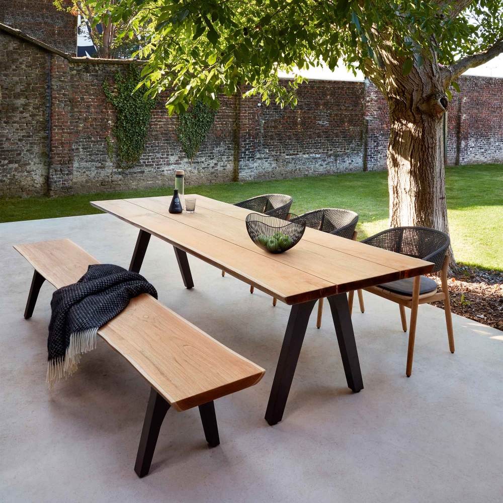 Diphano Pure Table 280x100 cm plus bench 280x40 cm