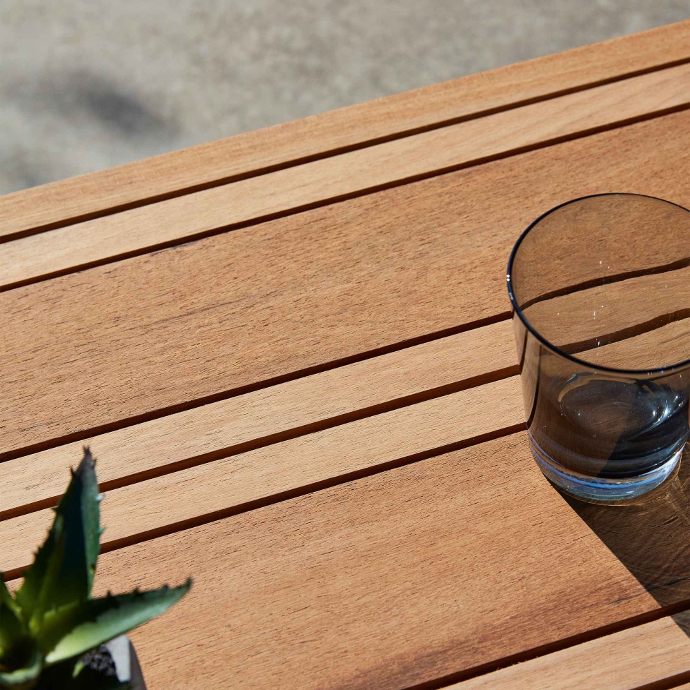 Diphano Switch Rope coffee table with Teak top