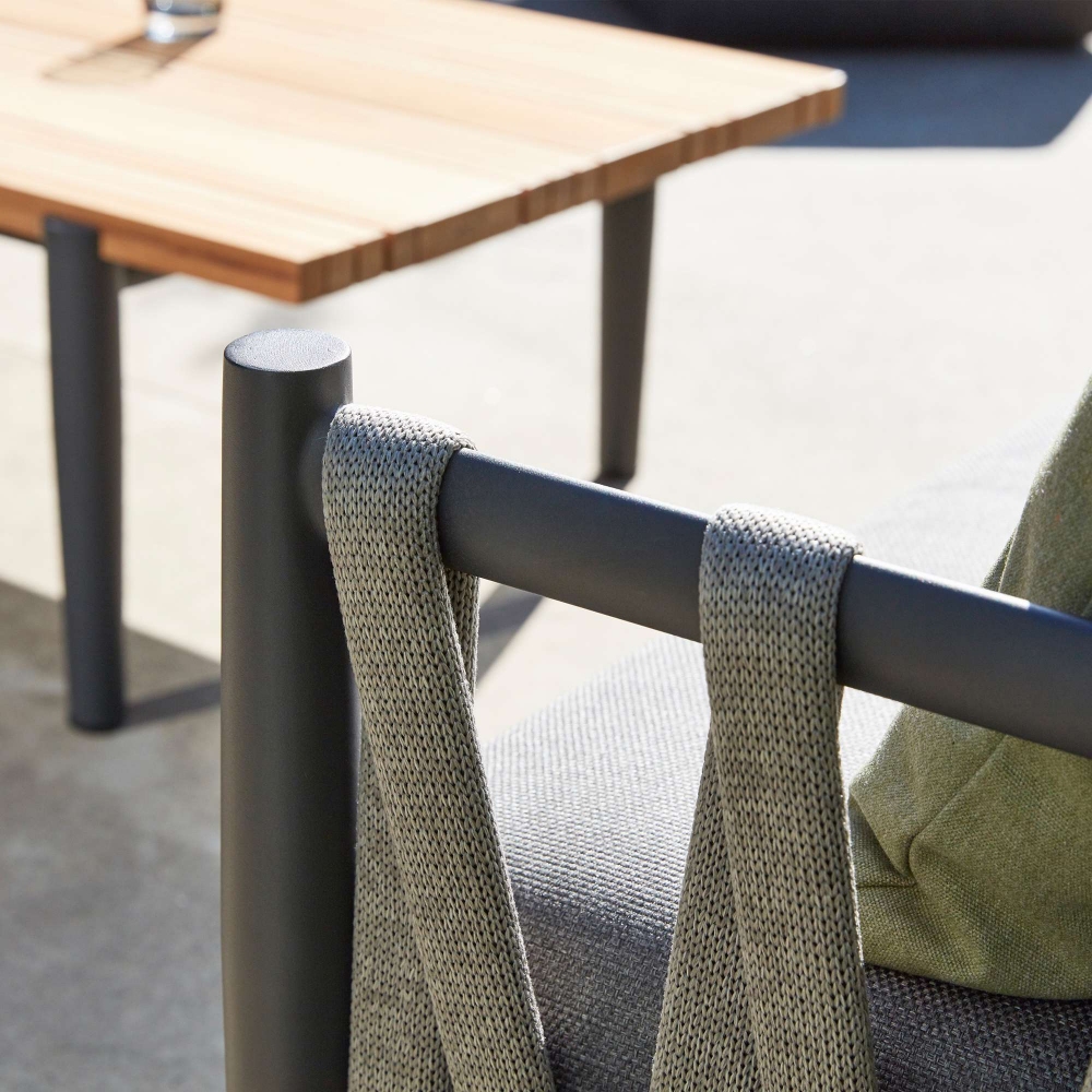 Diphano Switch Rope coffee table with Teak top