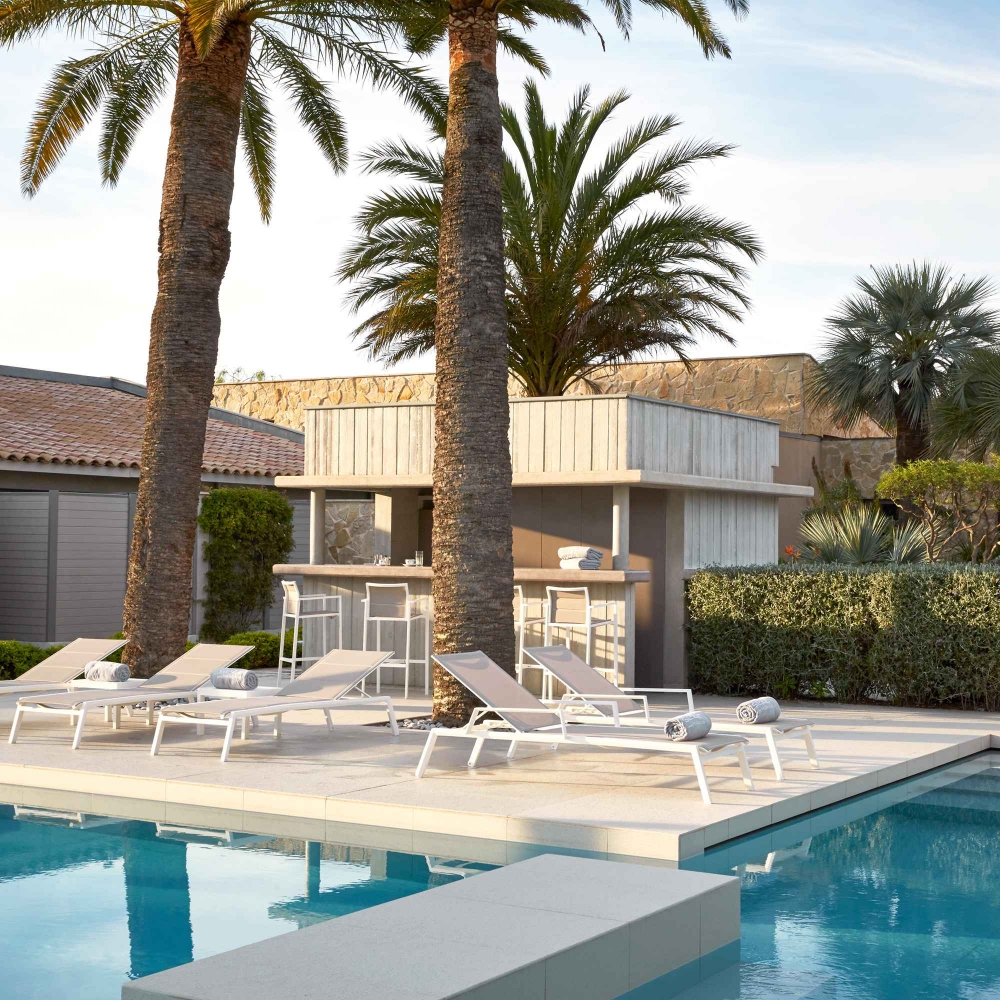 Diphano Selecta lounger with armrests