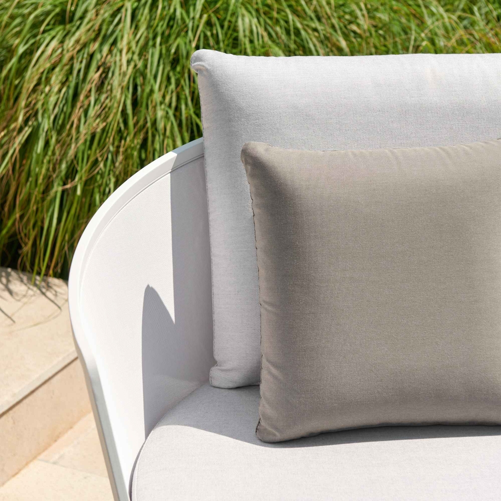 Diphano Cielo lounge chair with cushions