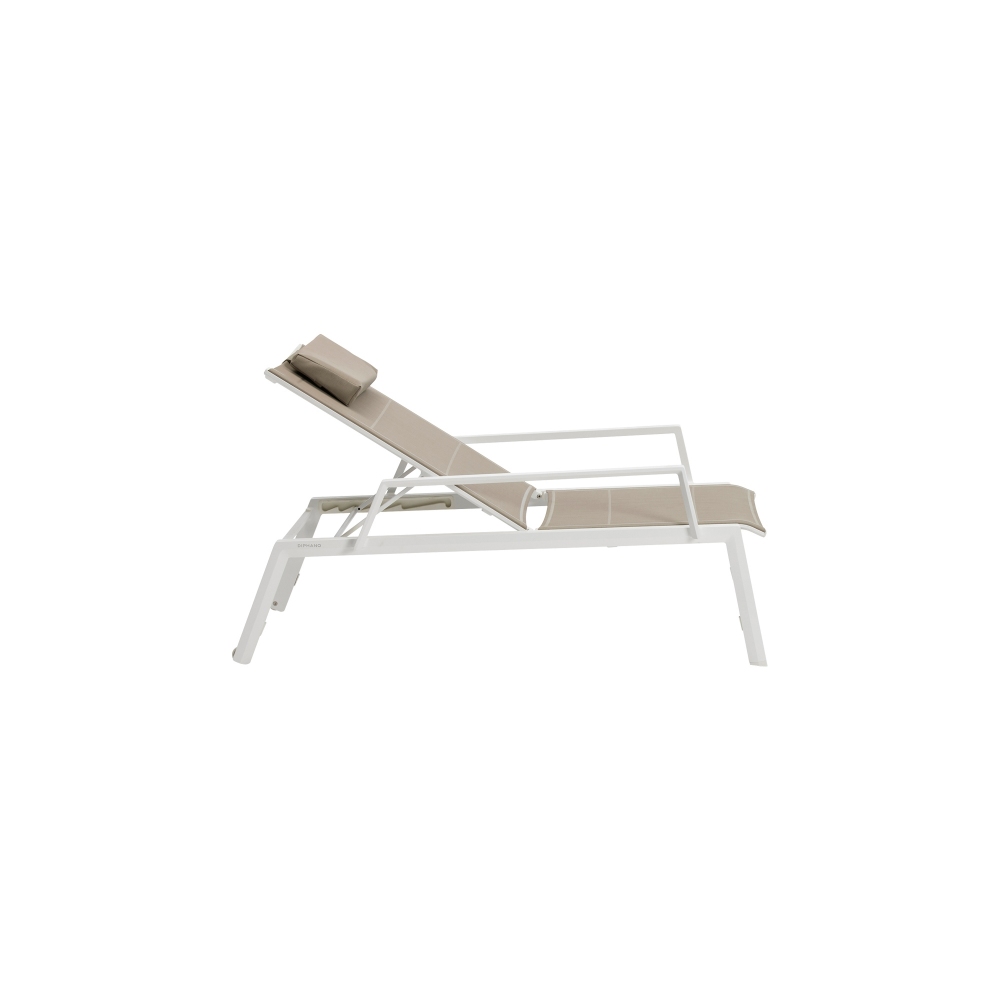Diphano Selecta beach chair with armrests