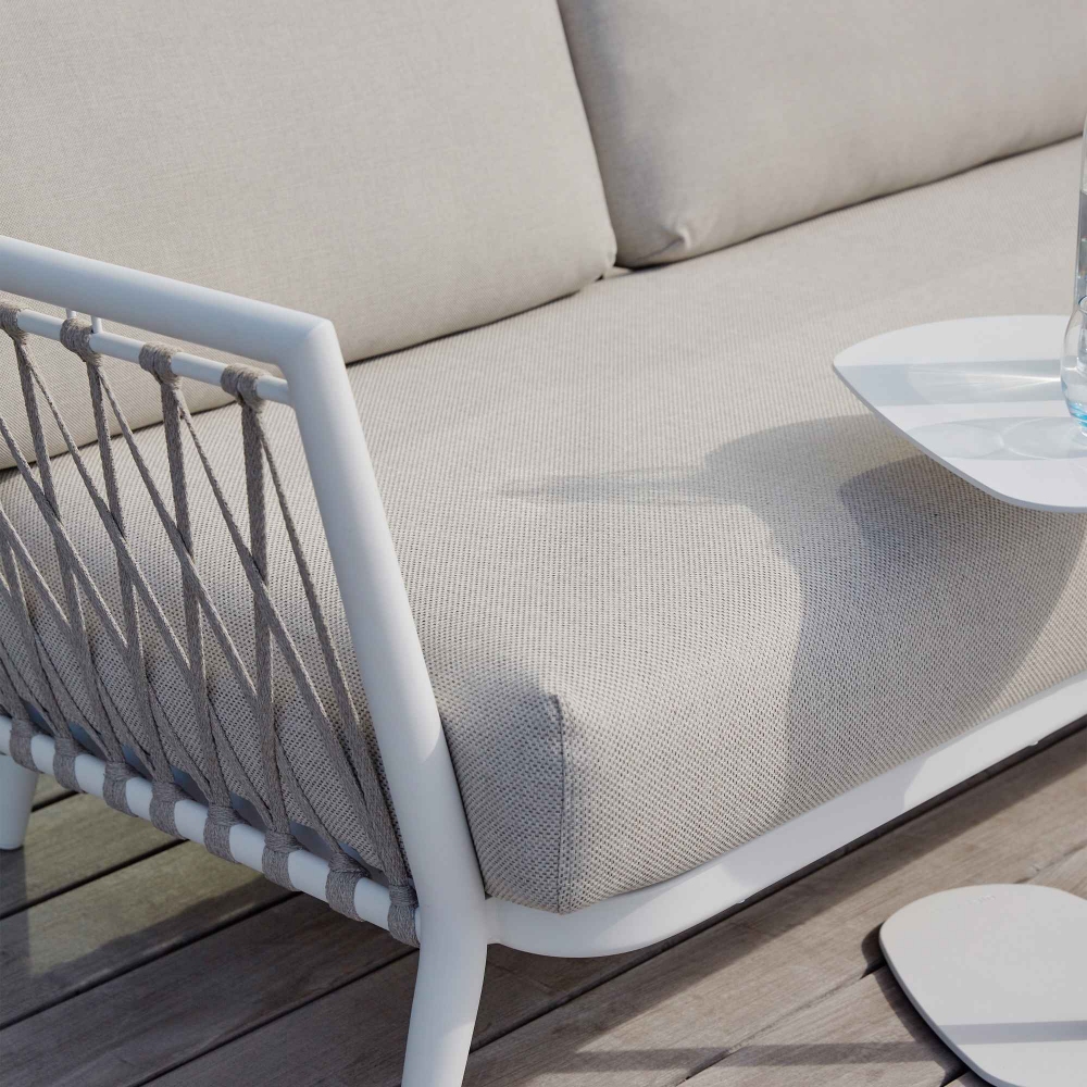 Diphano Diamond 2-seater sofa with cushions