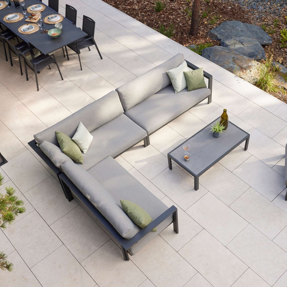 Diphano Cubic Sofa with cushions