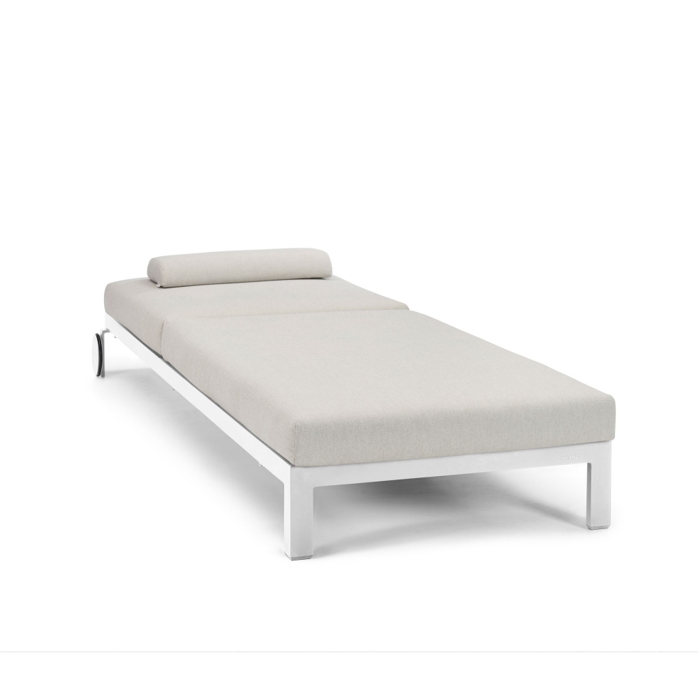 Diphano Cubic lounger with cushion