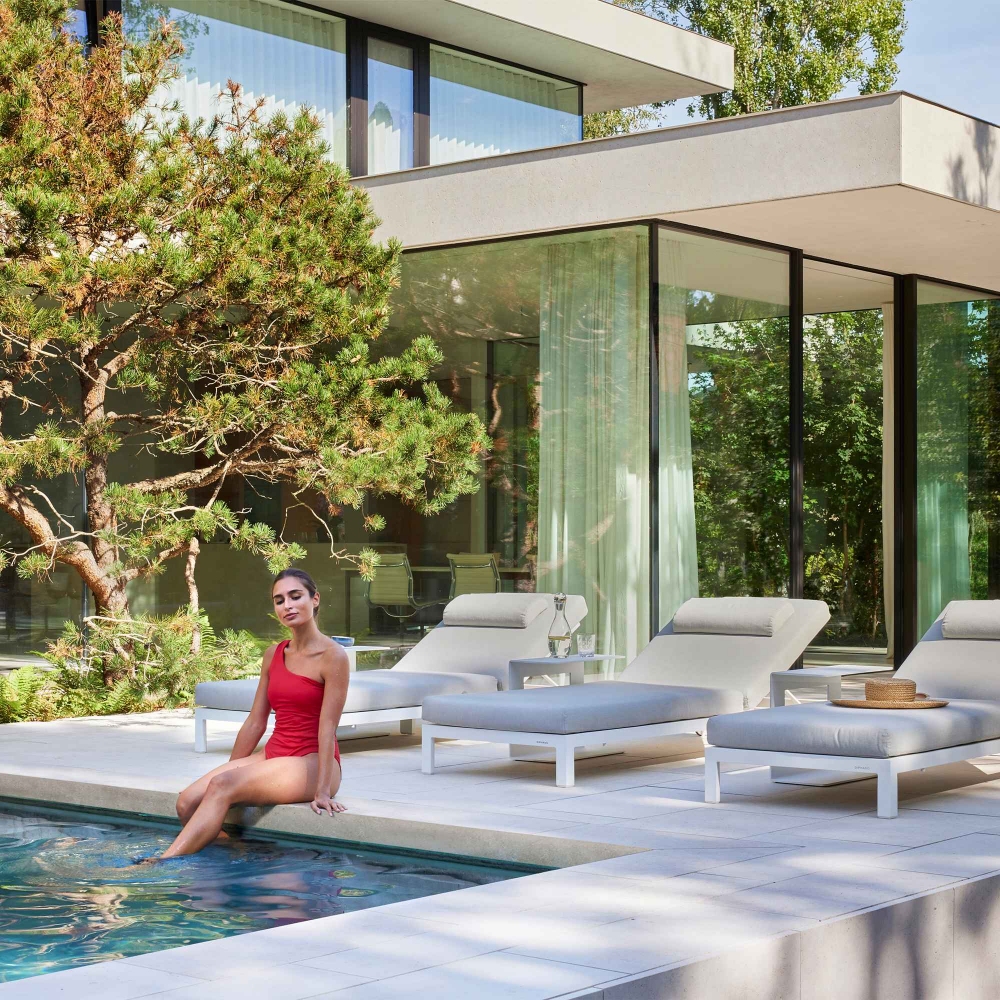 Diphano Cubic lounger with cushion