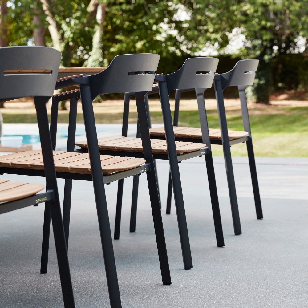 Diphano Icon dining armchair