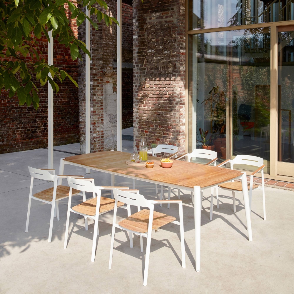 Diphano Icon dining armchair