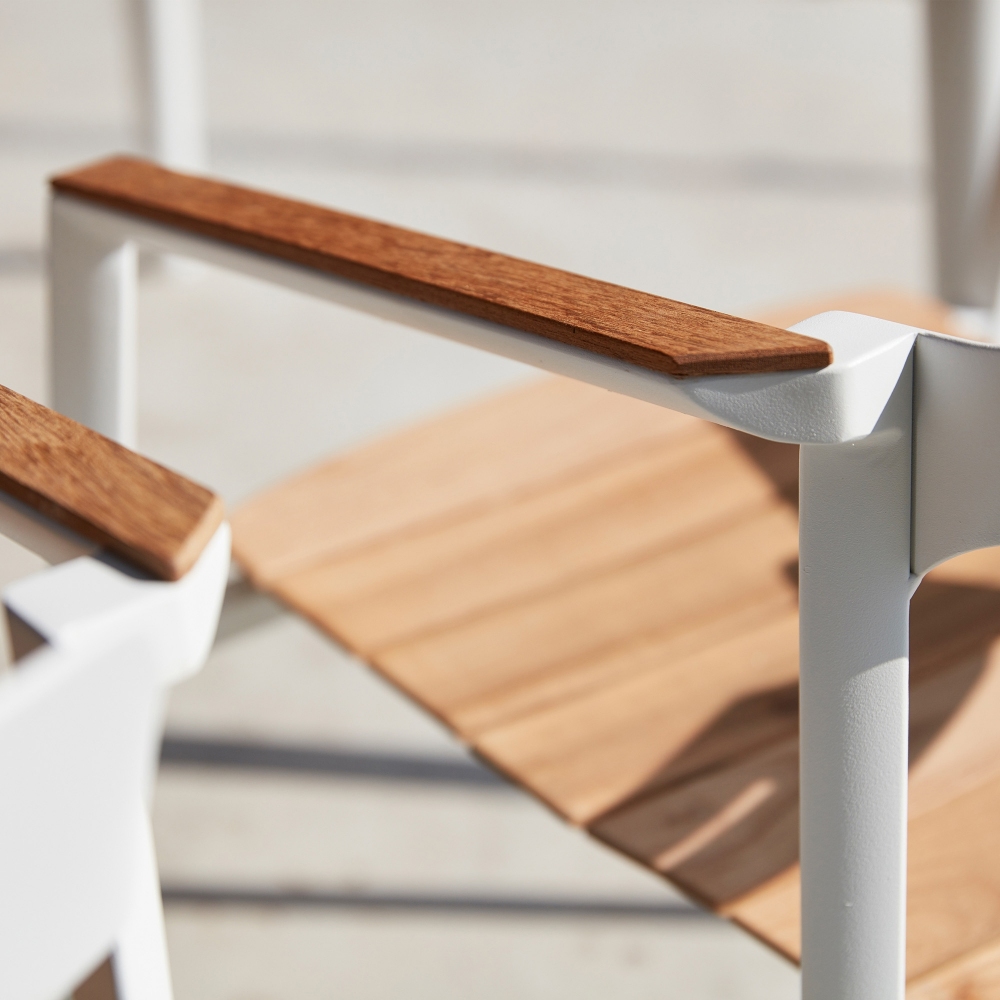 Diphano Icon dining armchair