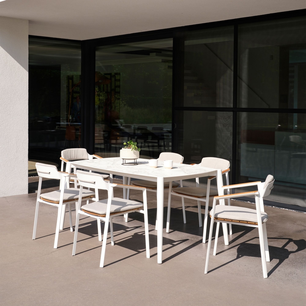 Diphano Icon dining table 164x95 cm 75h cm