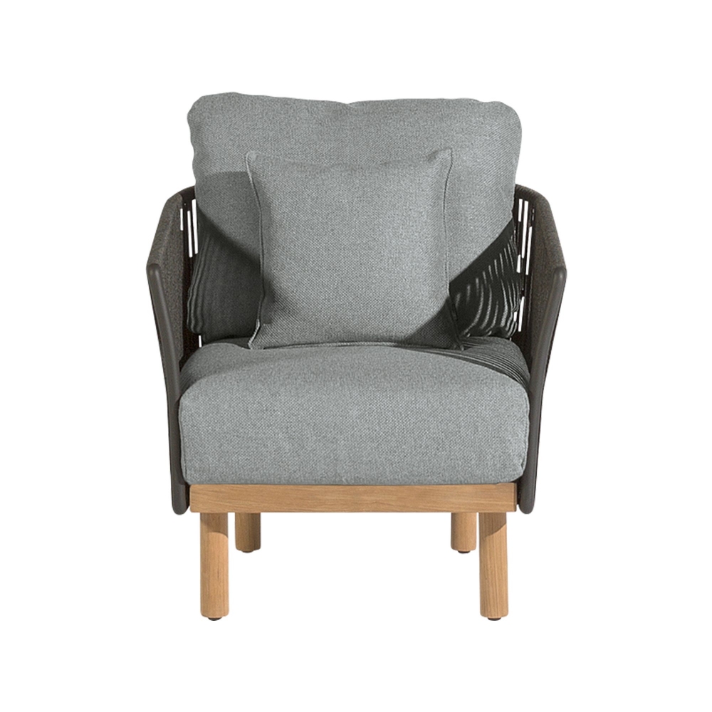 Diphano Newport lounge chair with cushions